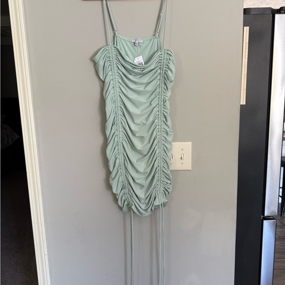 🔆iris Sage Green Ruched Spaghetti Strap Dress